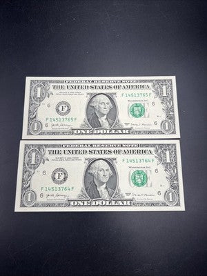 2 Consecutive 2017 $1 FRN Federal Reserve Notes CH UNC #64