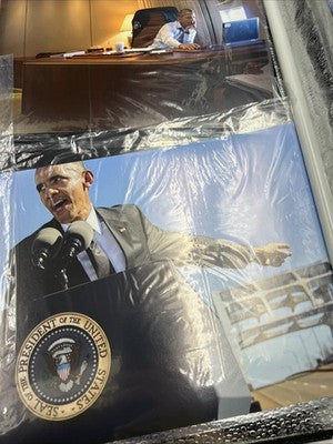 Lot of 5 Barack Michelle Obama Printed Presidential Portraits & 1 Bill Clinton