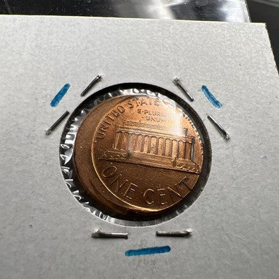 1988 1c Lincoln Memorial Cent Penny Broadstrike 10% Off Center BU UNC TonedSKU#N