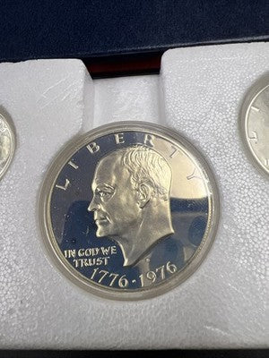 1776 - 1976 S US Mint Proof Silver Bicentennial 3 Coin Set 40% Silver w/ Box S#4