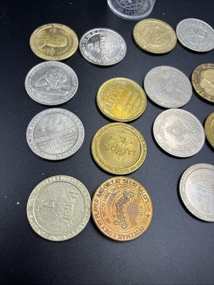 Lot of 20 $1 Casino Dollar Gaming Tokens Metal Circulated Conditions SKU#7549