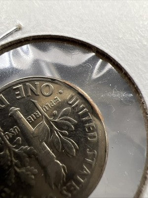 1999 P 10c Roosevelt Dime Coin Incuse Error AU