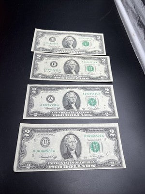 Lot of 4 1976 $2 FRN Two Dollar Bicentennial Federal Reserve Notes VF + #522