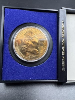 1972 American Bicentennial Bronze Medal UNC in Case