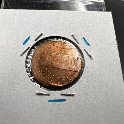 1988 1c Lincoln Memorial Cent Penny Broadstrike 10% Off Center BU UNC TonedSKU#N