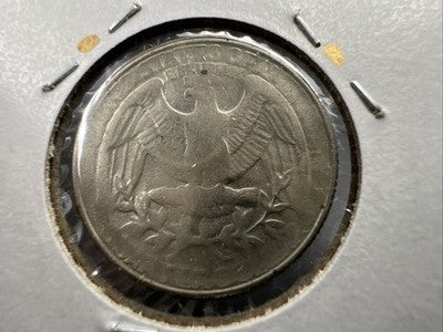 Major Struck Thru Grease Error 1983 P 25c Washington Quarter Coin Circulated