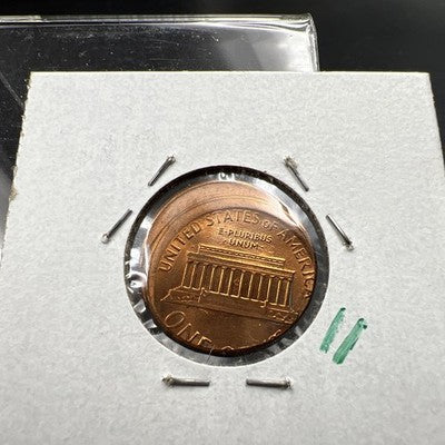1988 1c Lincoln Memorial Cent Penny 25% Off Center BU UNC SKU#AQ