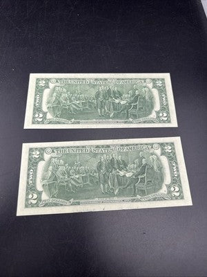 2 Consecutive 1976 $2 Two Dollar FRN Federal Reserve Notes CH UNC #985