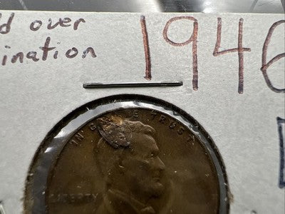 1946 D 1c Lincoln Wheat Cent Coin Fold Over Lamination VF / XF Circ