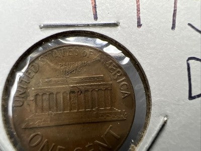 1973 D Lincoln Memorial Cent Penny Coin Lamination Error Reverse VF Circ