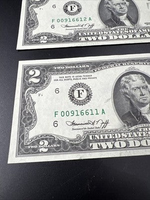 2 Consecutive 1976 $2 Bicentennial Federal Reserve Notes Postal Stamp Augusta GA