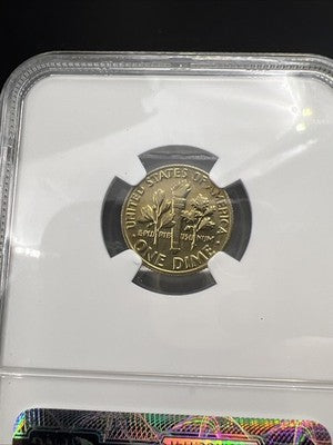 1979 P 10c Roosevelt Copper Nickel Dime Coin NGC MS65 Gem BU Certified