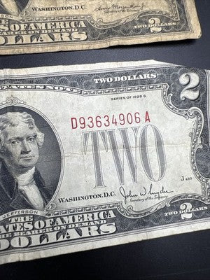 Lot of 3 1928 $2 Two Dollar USN United States Notes Red Seal Very Circ #906