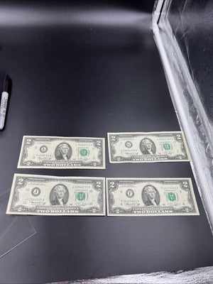 Lot of 4 1976 Bicentennial $2 Two Dollar Bills Circulated #777