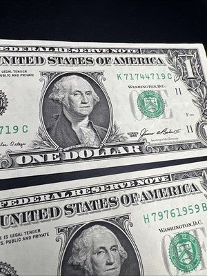 Lot of 3 XF EF 1988 $1 FRN Federal Reserve Notes #105