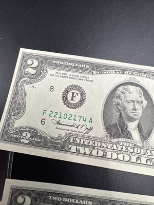 Lot of 2 1976 $2 Two Dollar Bicentennial FRN Federal Reserve Notes AU #59