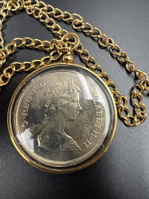 1981 Royal Wedding Commemorative Crown Prince & Diana Coin in Bezel/Chain