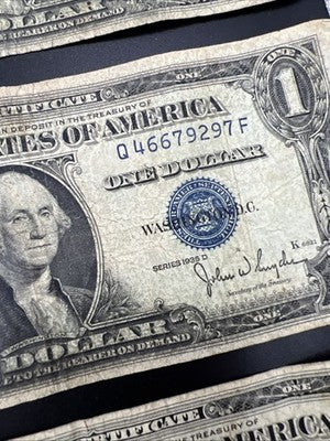 Lot of 10 VERY CIRC 1957 1935 $1 Dollar Silver Certificate Blue Seal Notes #82