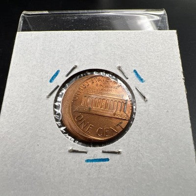 1988 1c Lincoln Memorial Cent Penny Broadstrike 10% Off Center BU UNC TonedSKU#N