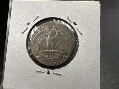 1983 P 25c Washington Quarter Coin 20% Off Center Error Coin XF / AU