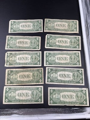 Lot of 10 1935 $1 Dollar Silver Certificate Blue Seal Notes Circulated #81