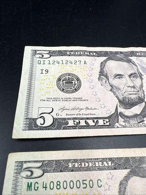 Lot of 2 2013 $5 FRN Federal Reserve Notes Neat Serial # VG Circ #M