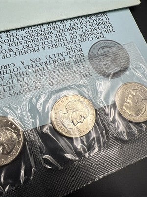 1980 P D S Susan B Anthony Complete Dollar Souvenir Set with Blue Envelope