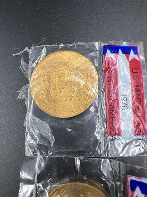Lot of 2 1976 US Mint Exhibit Cape Expo Souvenir Independence Bicentennial Medal