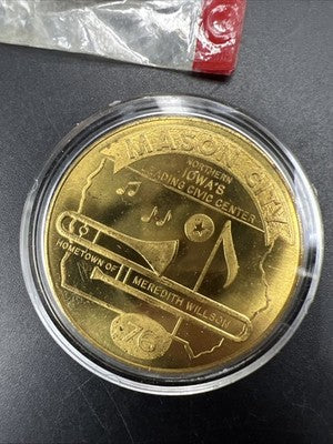 Medal Collector's lot 1962 Mason City Music Man Iowa + Denver Mint Bronze Medal