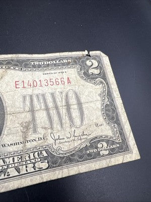 1928 G $2 Two Dollar Legal Tender United States Red Seal Note Very Circ #366