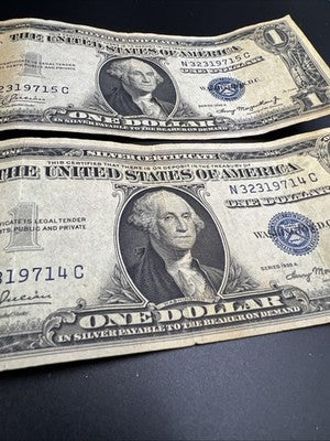 2 Consecutive 1935 A $1 One Dollar Silver Certificates Blue Seal Note F / VF #14