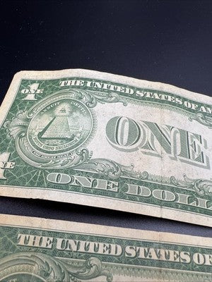 2 Consecutive 1935 A $1 One Dollar Silver Certificates Blue Seal Note F / VF #14