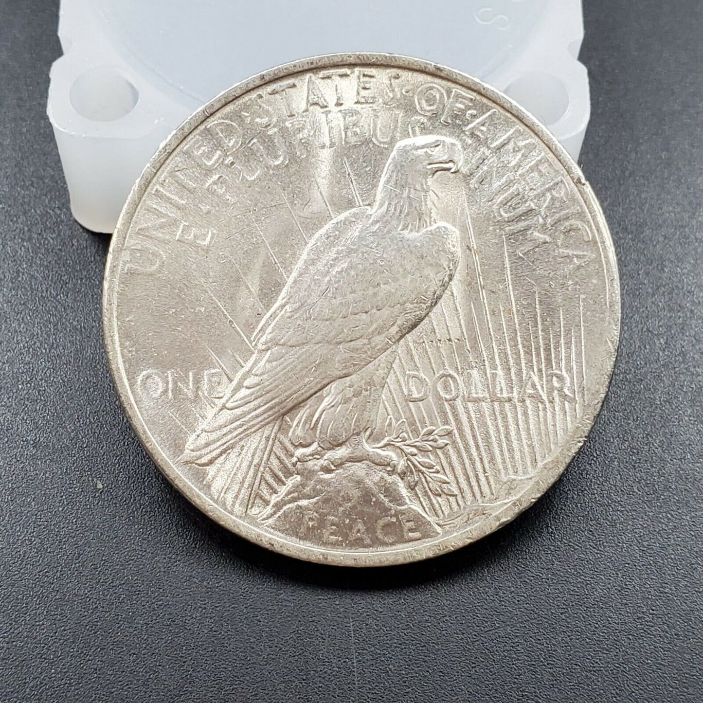 1922 P $1 Peace Silver Eagle Dollar Coin AVG BU UNC Philadelphia