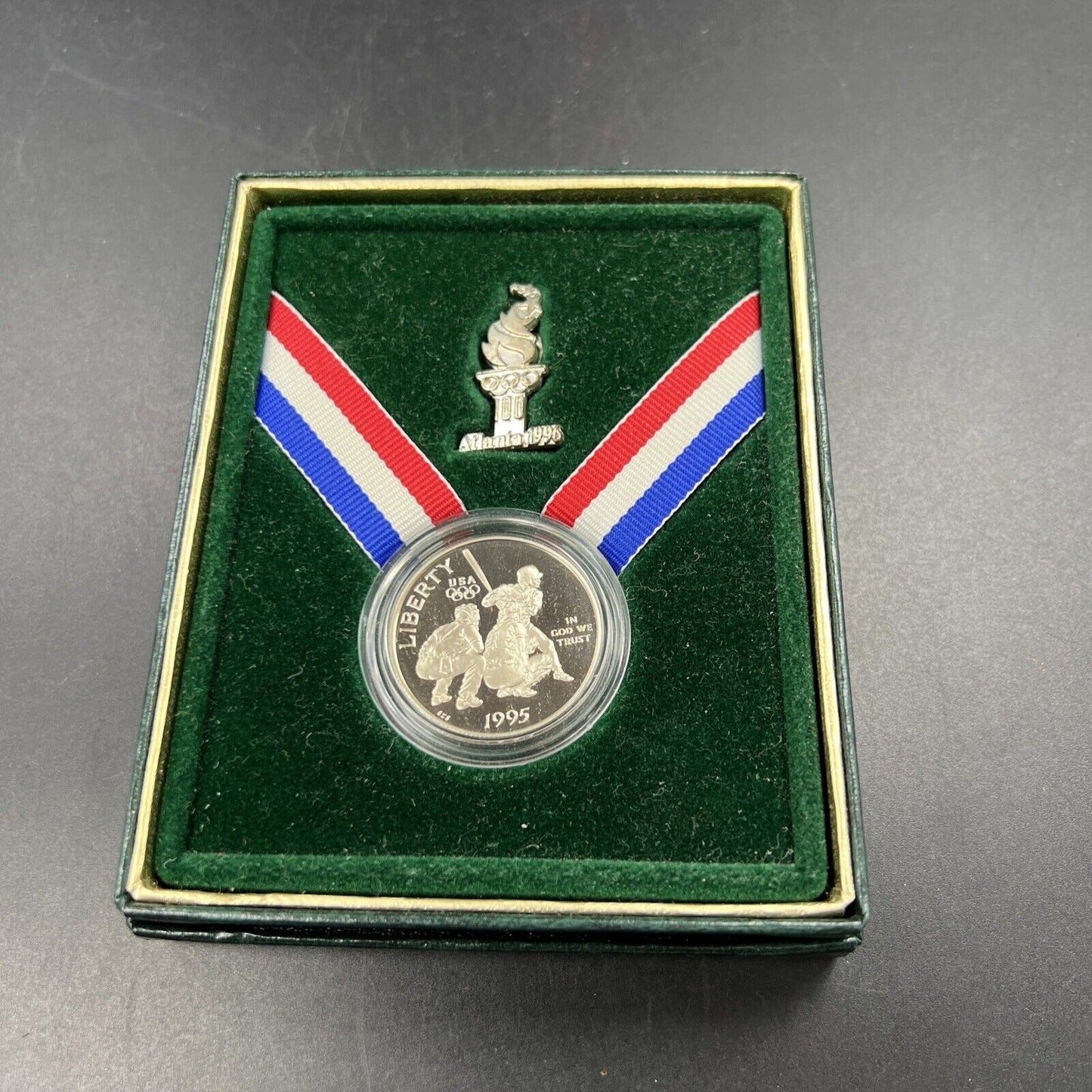 1995 Atlanta Olympics Gem Proof Clad Half Dollar Coin & Pin Set OGP