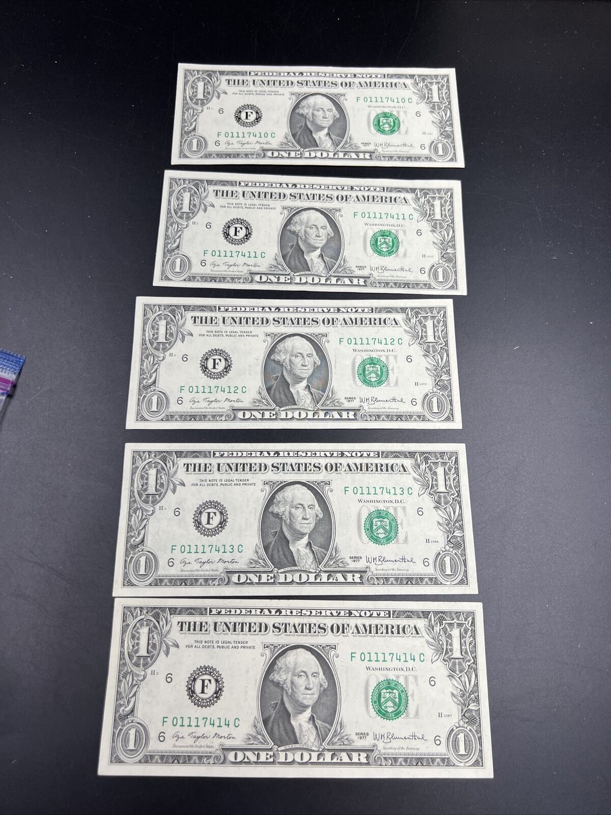 Lot of 5 Consecutive 1977 $1 FRN Federal Reserve Notes CH UNC #414