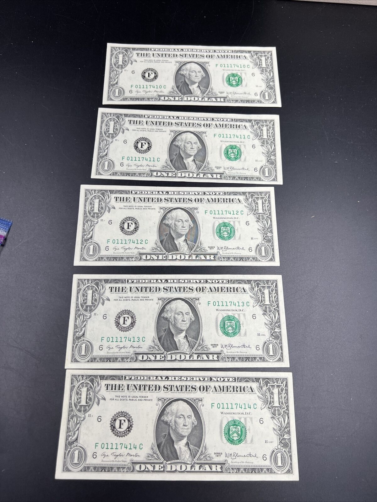 Lot of 5 Consecutive 1977 $1 FRN Federal Reserve Notes CH UNC #414