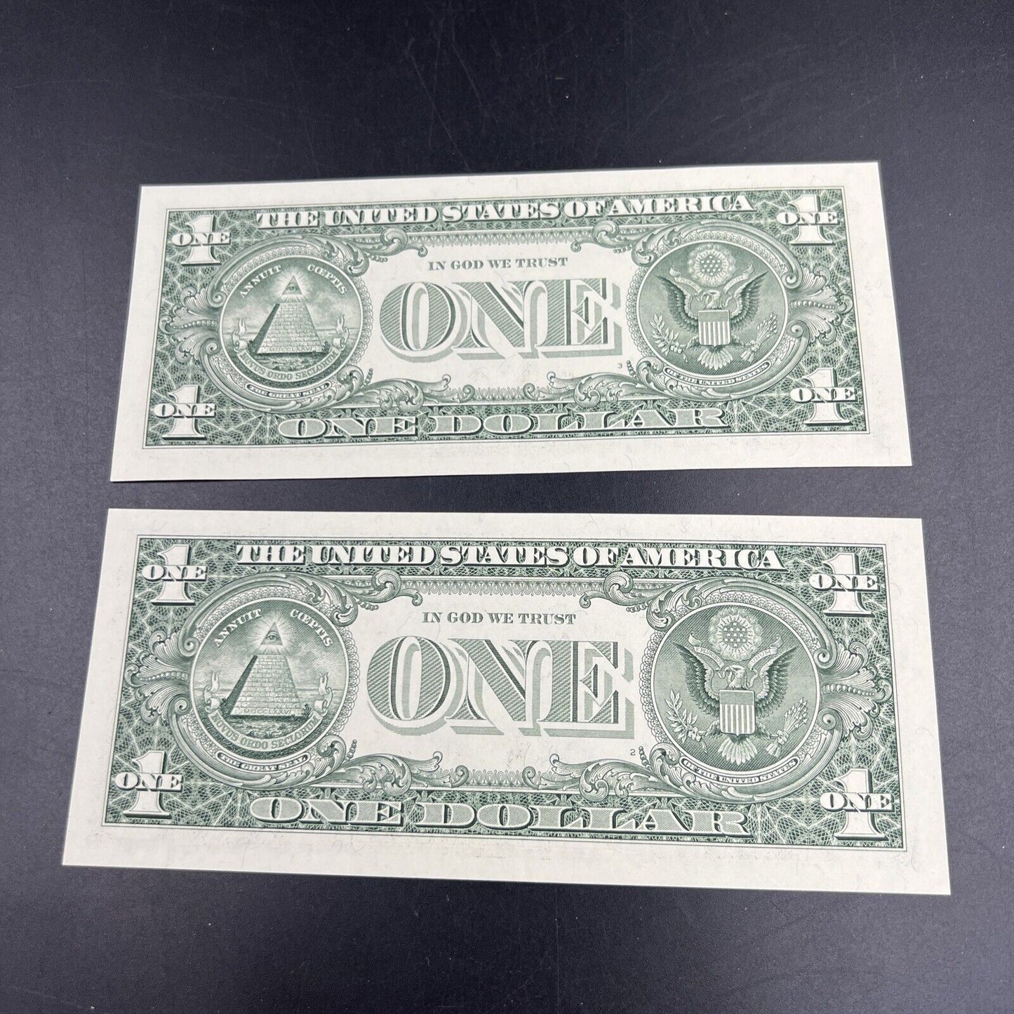 Lot of 2 Consecutive 2006 $1 FRN One Dollar Federal Reserve Note Choice UNC