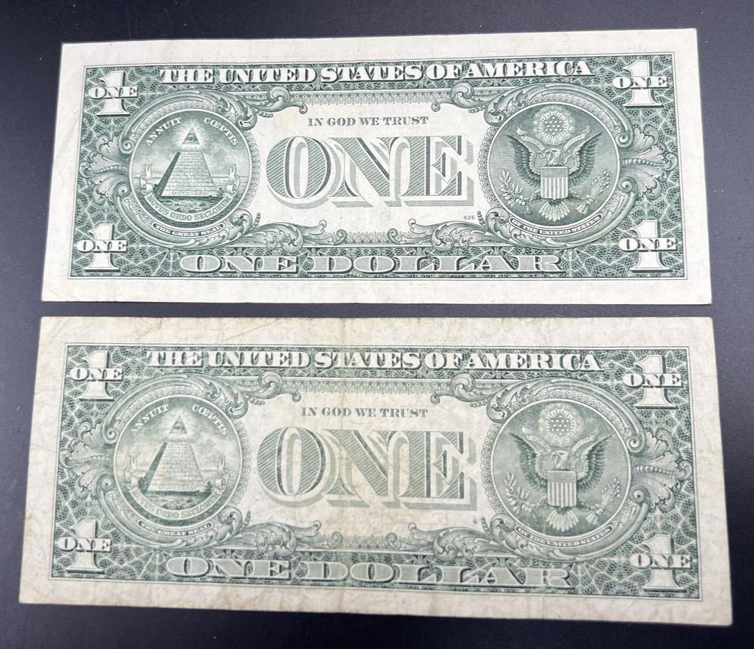 2 Note Set 1993 & 1995 Star * $1 One Dollar FRN Circ Federal Reserve Bills