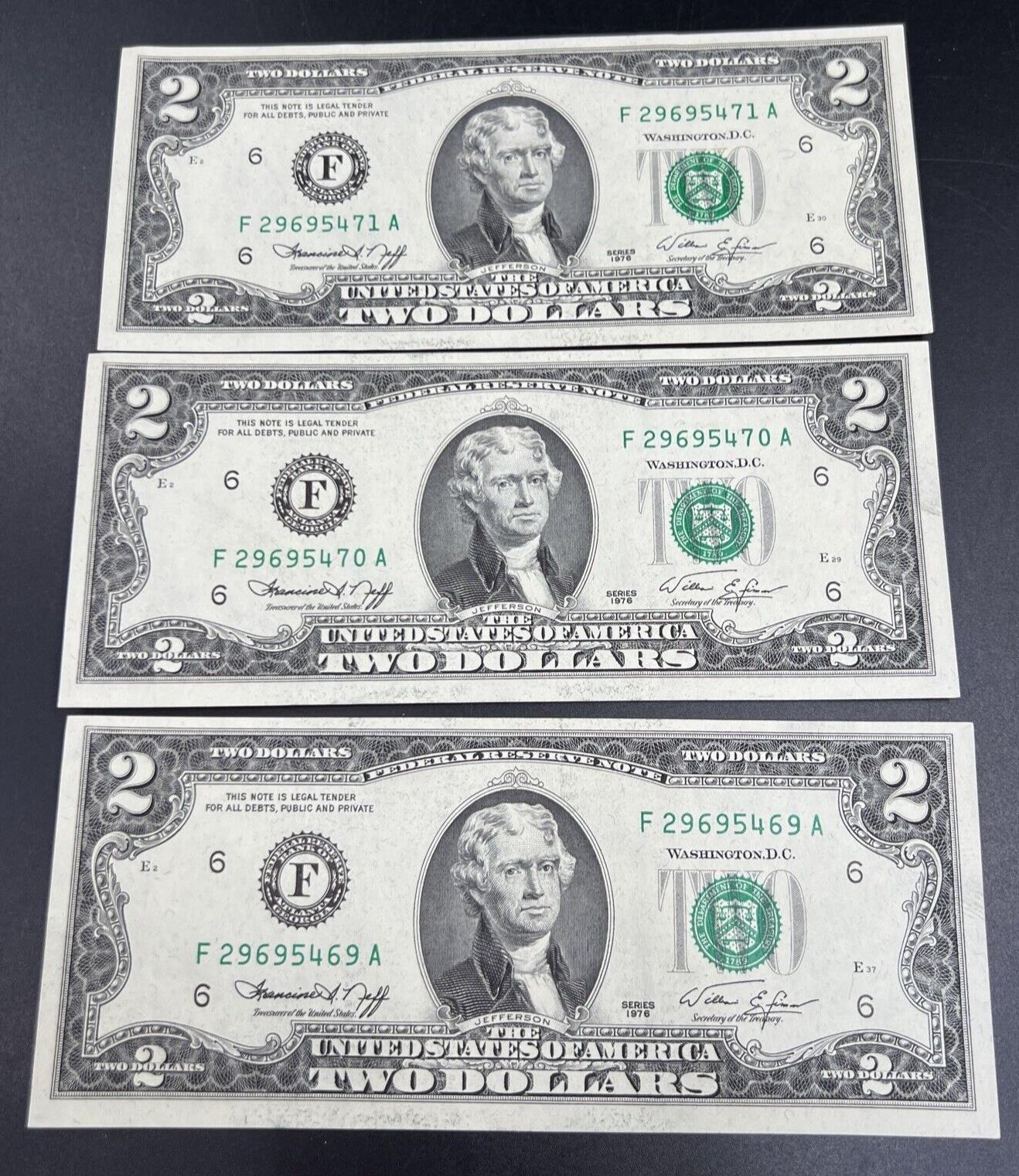 3 Consecutive 1976 $2 Two Dollar Bicentennial Bill Federal Reserve Notes UNC #70