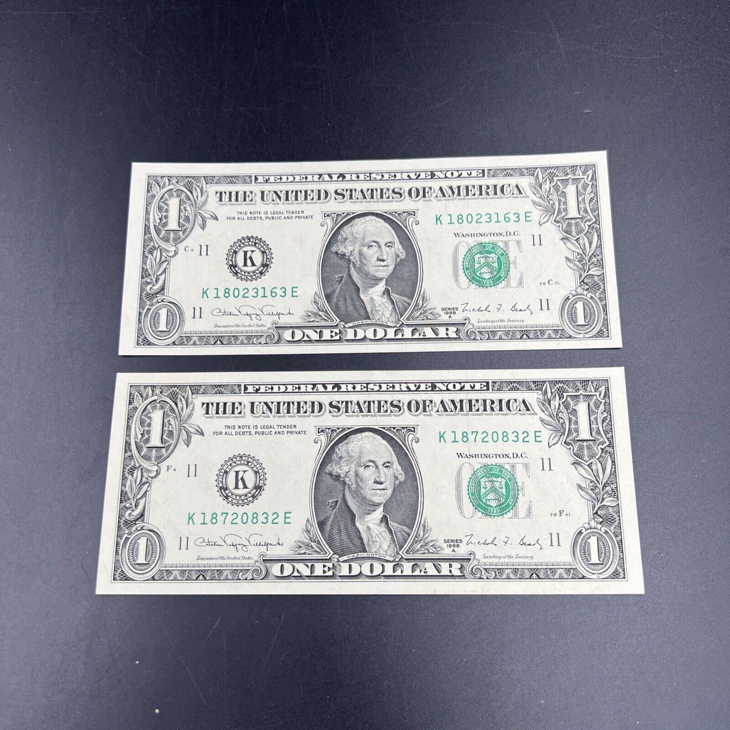 Lot of 2 1988 A $1 FRN One Dollar Federal Reserve Note Choice UNC #780