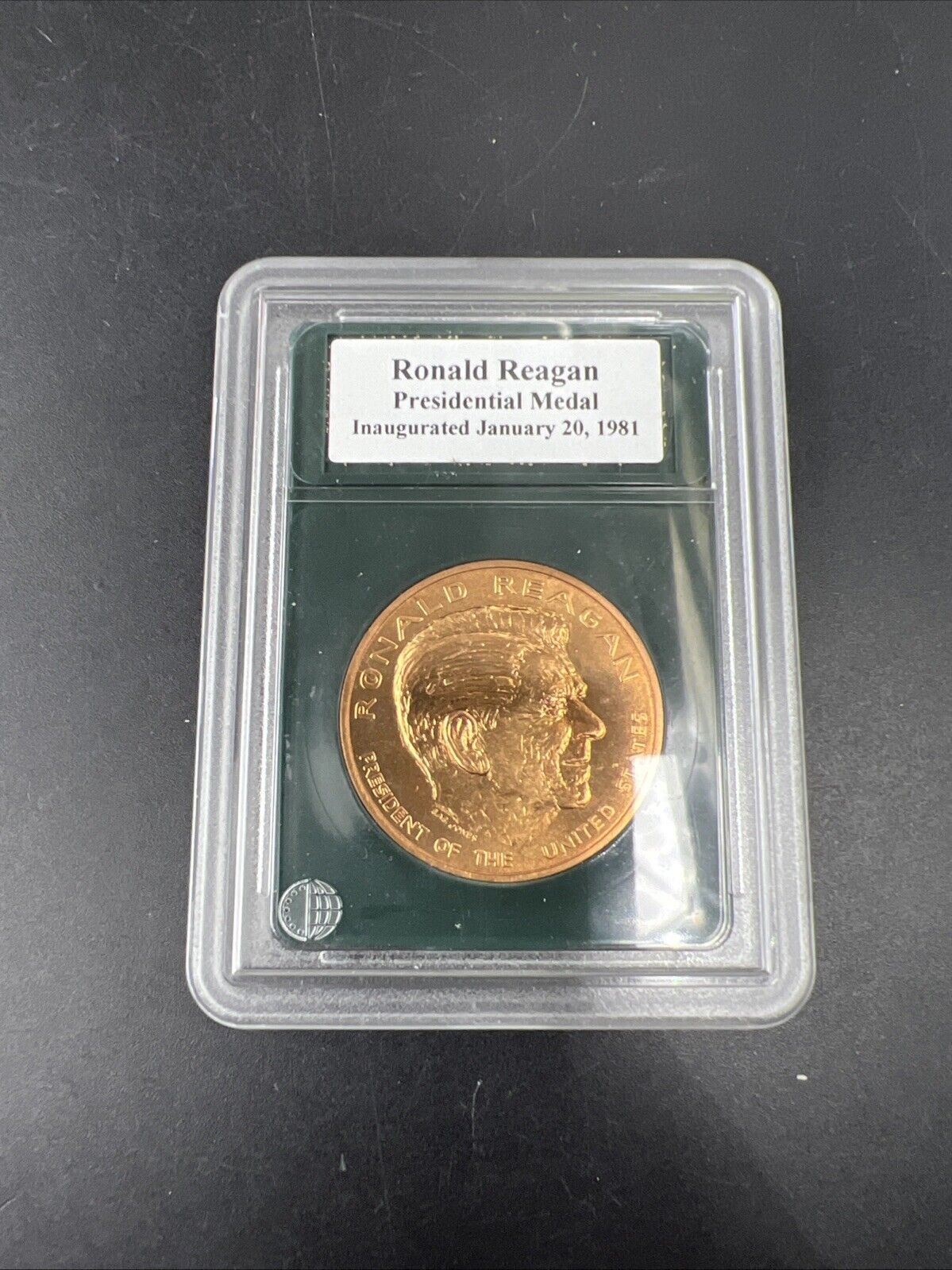 Ronald Reagan Presidential Bronze Medal in Display Plastic Case Gem BU UNC