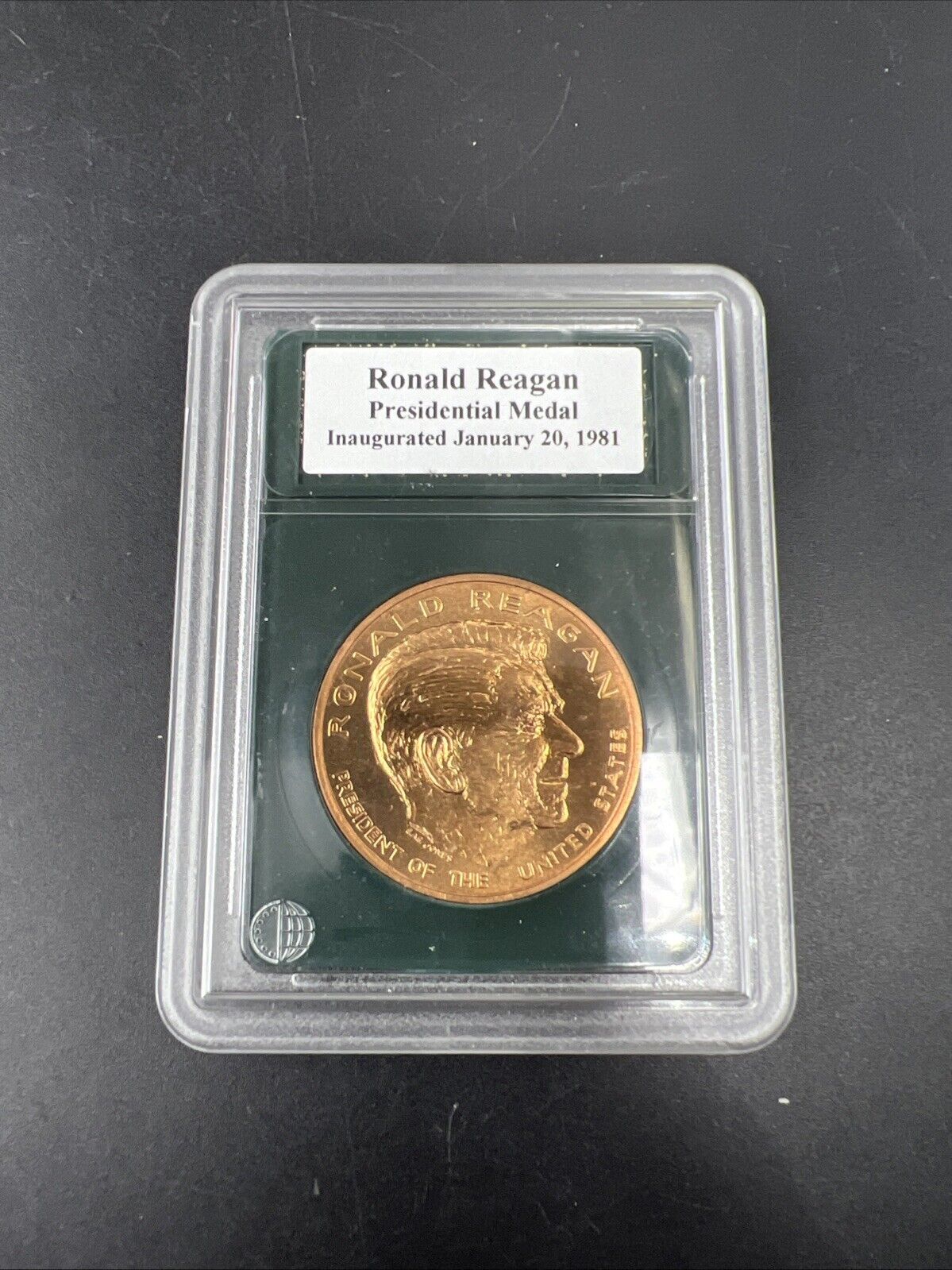 Ronald Reagan Presidential Bronze Medal in Display Plastic Case Gem BU UNC