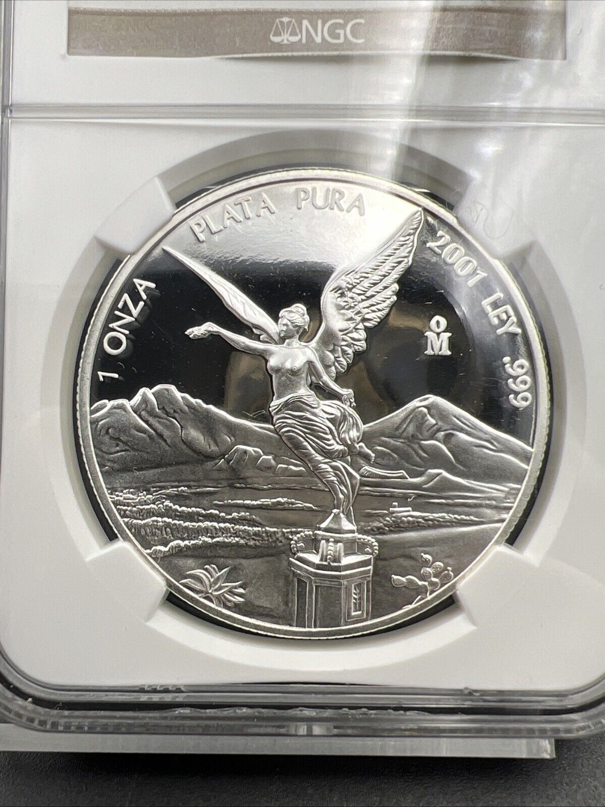 2001 Mo 1 oz Onza Mexico Libertad NGC ULTRA Cameo PF69 UCAM PROOF .999 Key Date