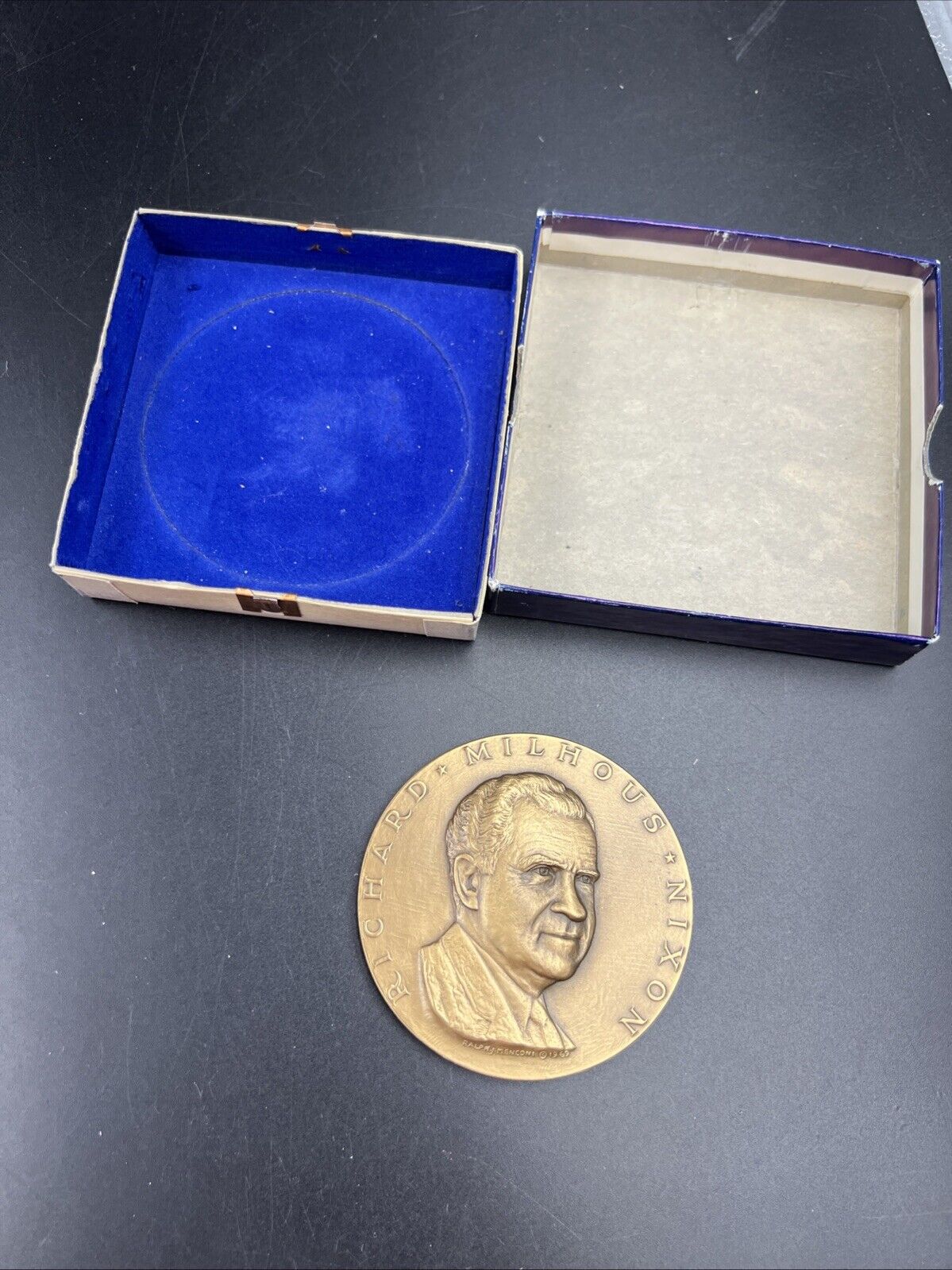 1969 Richard Nixon 37th President Inaugural Large Bronze Medallion Original Box