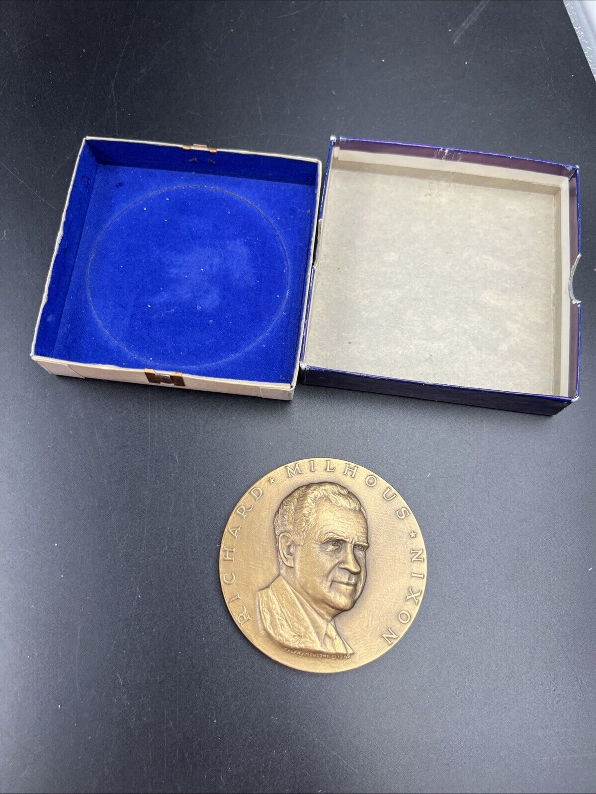 1969 Richard Nixon 37th President Inaugural Large Bronze Medallion Original Box