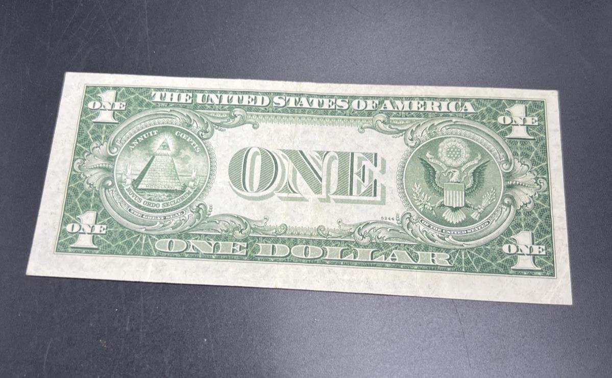 1935 D $1 One Dollar Blue Seal Silver Certificate Choice VF Very Fine Circ #988
