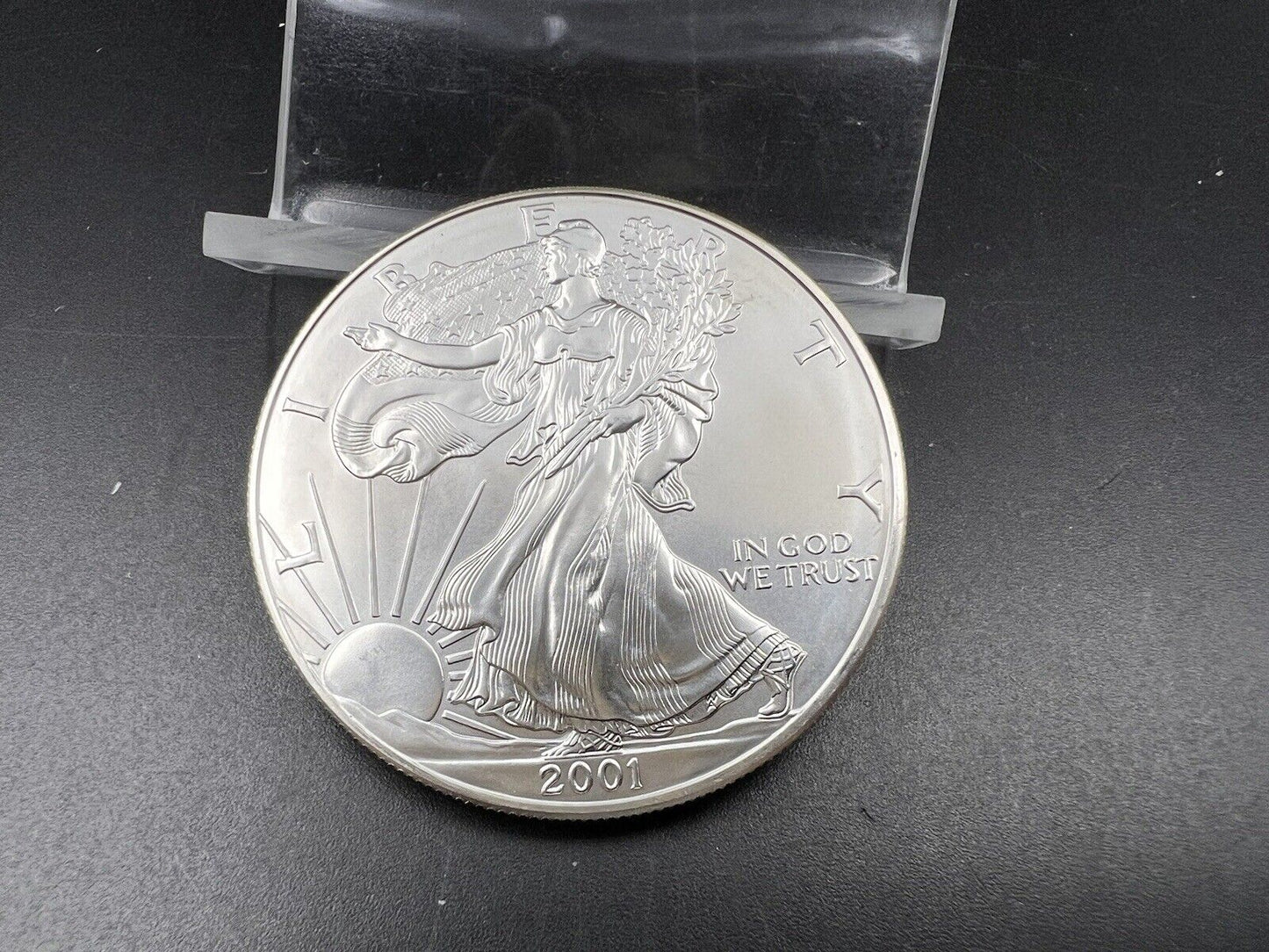 2001 1 oz .999 American Silver Eagle Coin Gem BU UNC