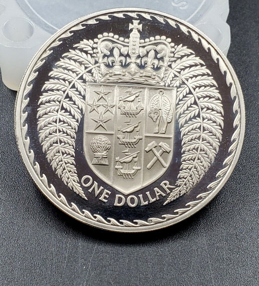 1975 New Zealand Proof 1 One Dollar Coin KM-38.2 Gem Uncirculated Proof
