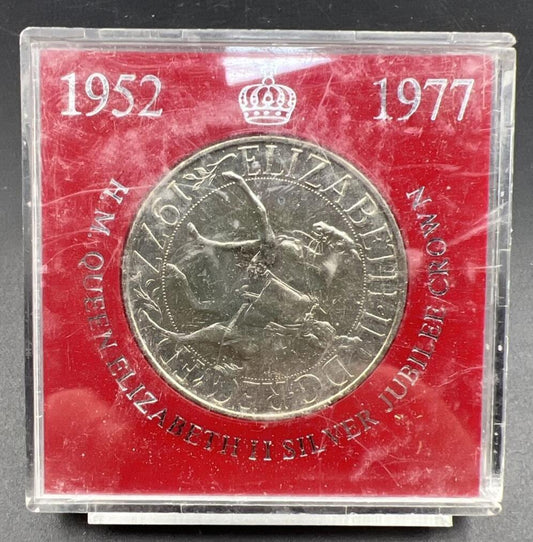 1977 Great Britain Crown Queen Elizabeth II Anniversary KM#920 Unc Red Case