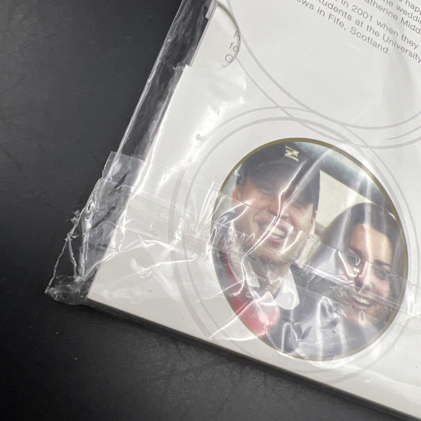 2011 Royal Mint Royal Wedding William and Kate £5 Five Pound Coin Original Pack